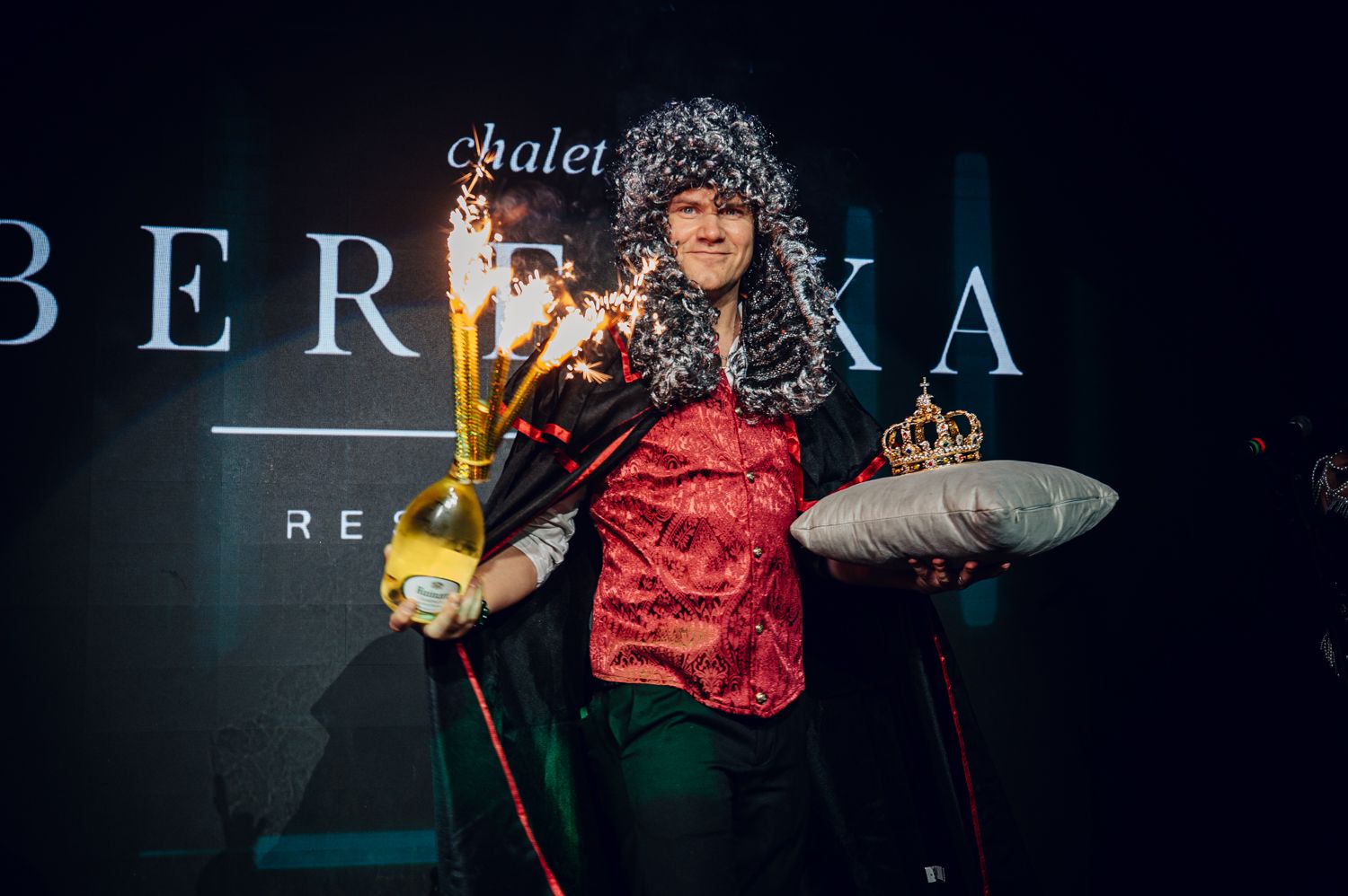 Chalet Berezka | Restaurant, Karaoke, Lounge